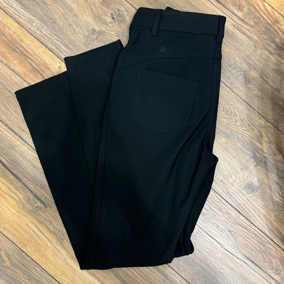 Lululemon city sleek pants 30” size 4 NWT - Picture 6 of 6